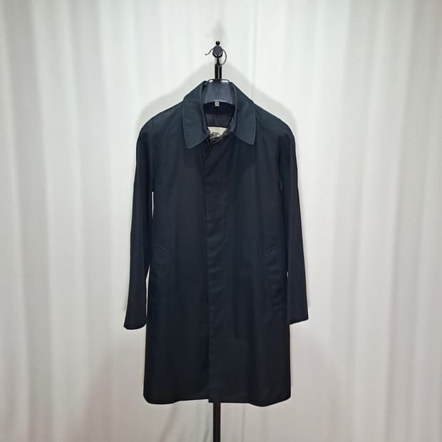 (택포) 버버리 블랙 개버딘 내피포함 롱코트 50 B690