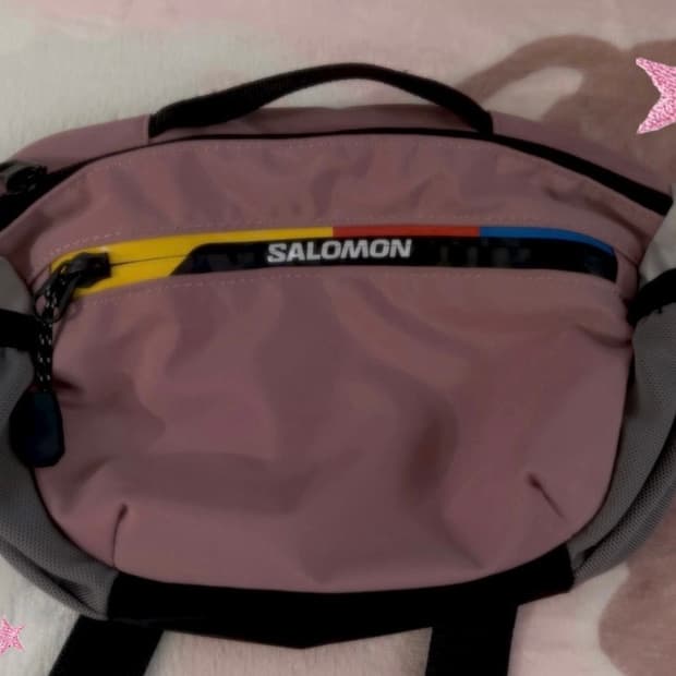 살로몬 몽트 핑크 크로스백 힙색