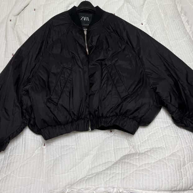 자라 가오리핏 블랙 크롭 패딩