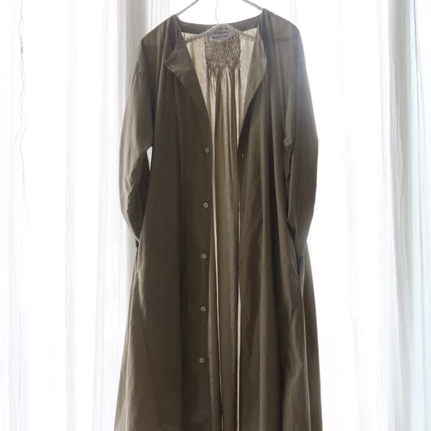 [Veritecoeur] Smocking Robe Dress