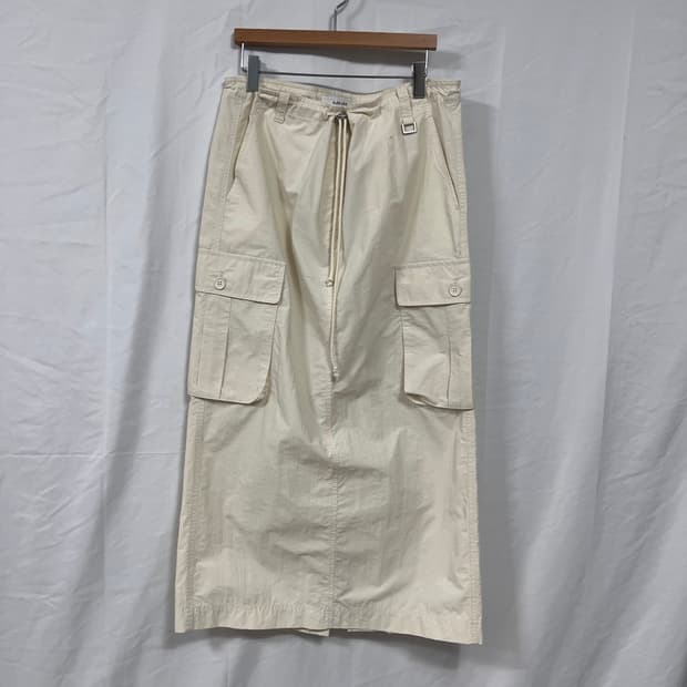 구호플러스 스트링 카고 롱스커트