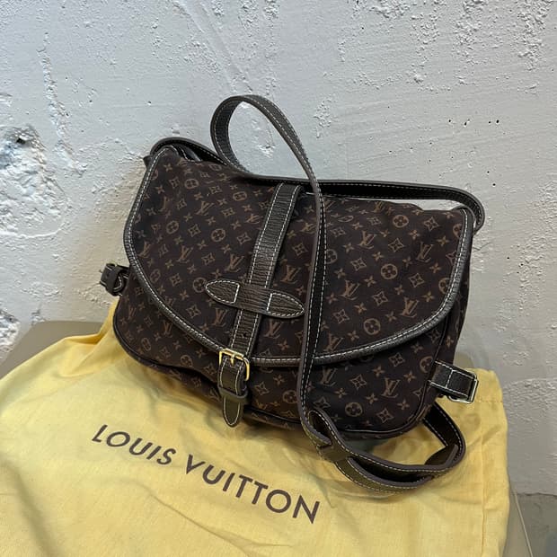 루이비통 소뮈르 캔버스백