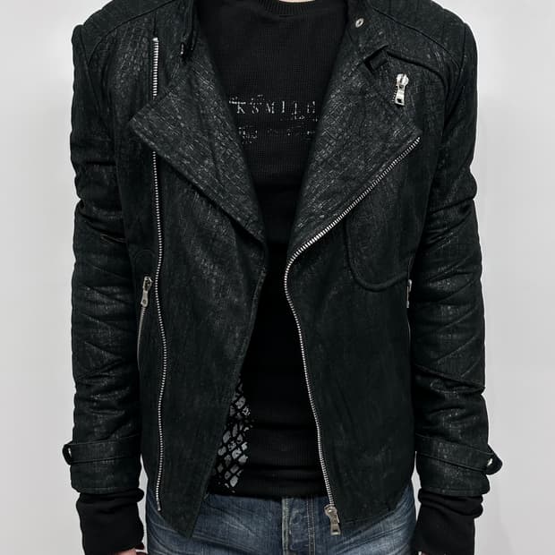 퀼티드 파이톤 바이커 자켓 (발망 스타일)