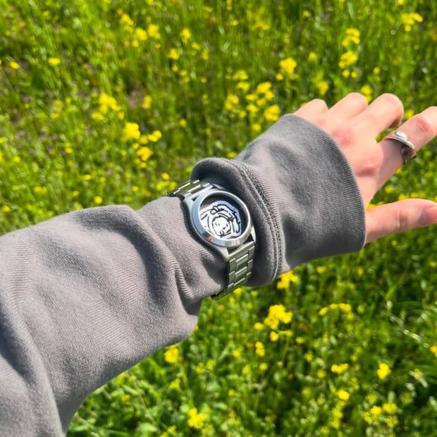 스몰 아치 로고 후드티 차콜