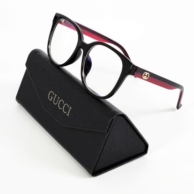 구찌 여성 뿔테 안경