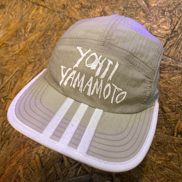 Y-3 요지야마모토 리버시블 캠프캡 