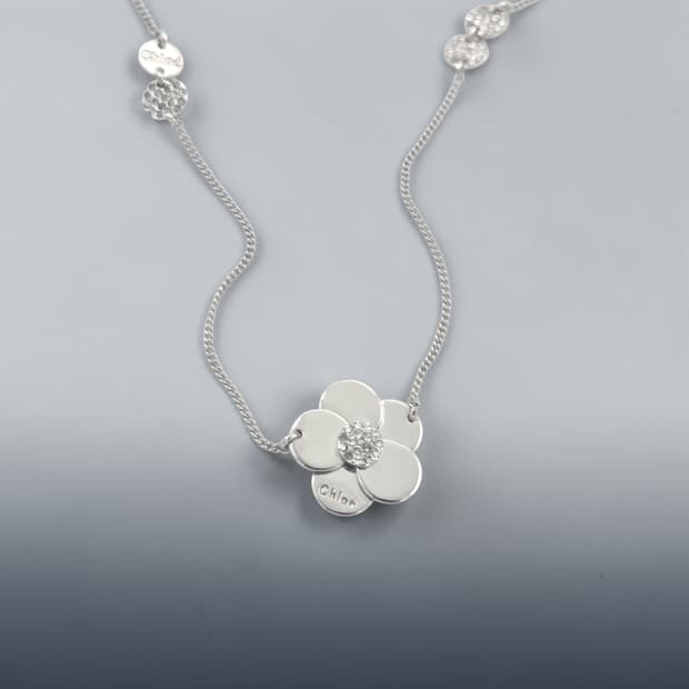 끌로에 플라워 체인 목걸이