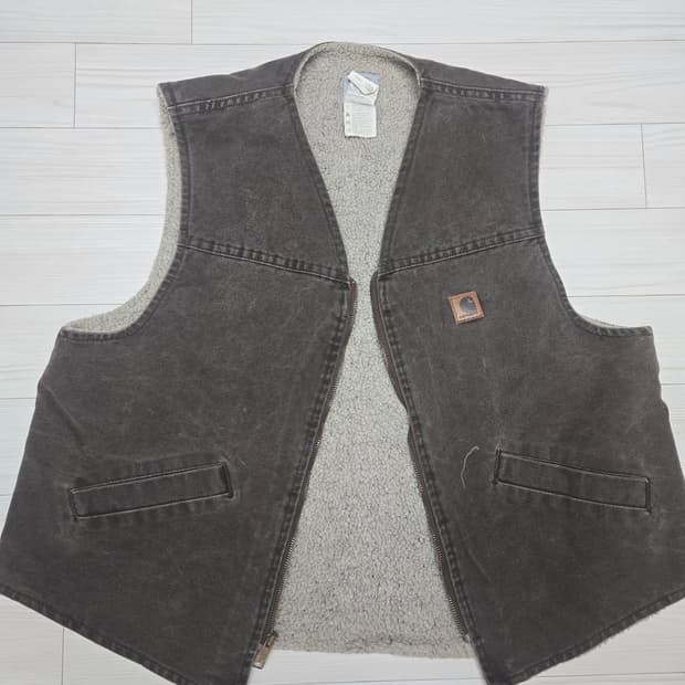 칼하트 베스트 V13 Dark Brown XL