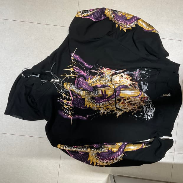 스쿳 어페럴 드래곤 후드집업