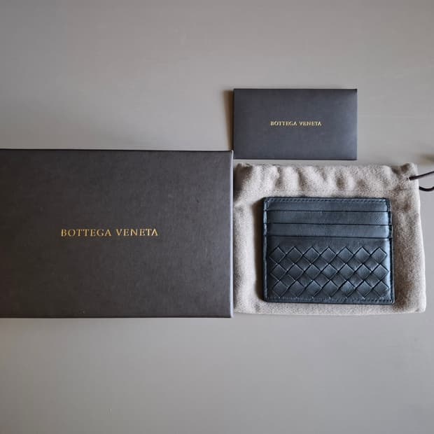 보테가베네타 인트레치아토 카드지갑 블랙
