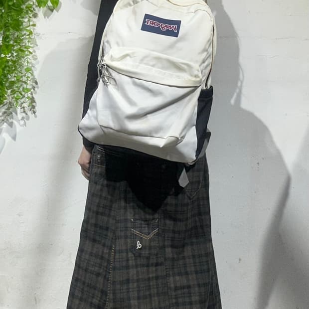 잔스포츠 화이트 백팩 가방