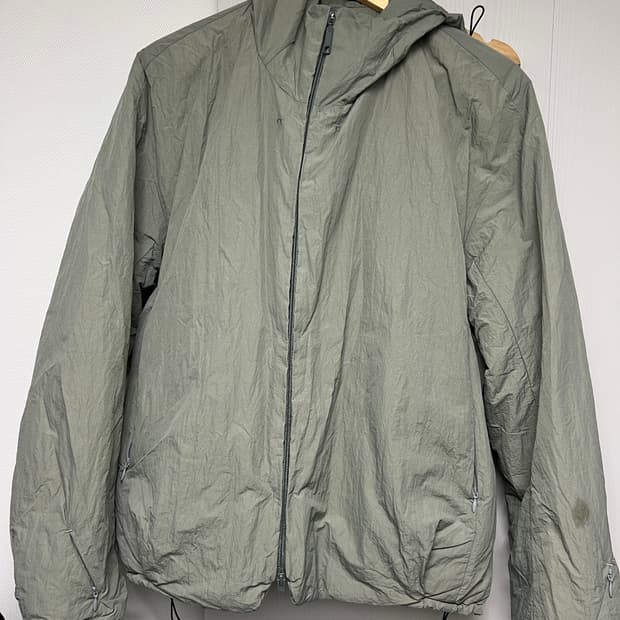 폴리테루 light puffer jacket - sage