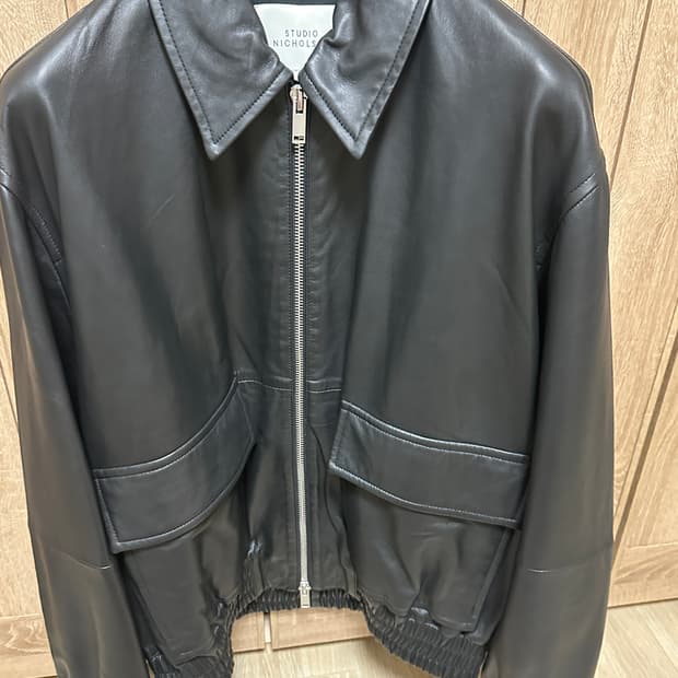 스튜디오니콜슨 피스톤 레더 A2 자켓 블랙 L사이즈 판매합니다