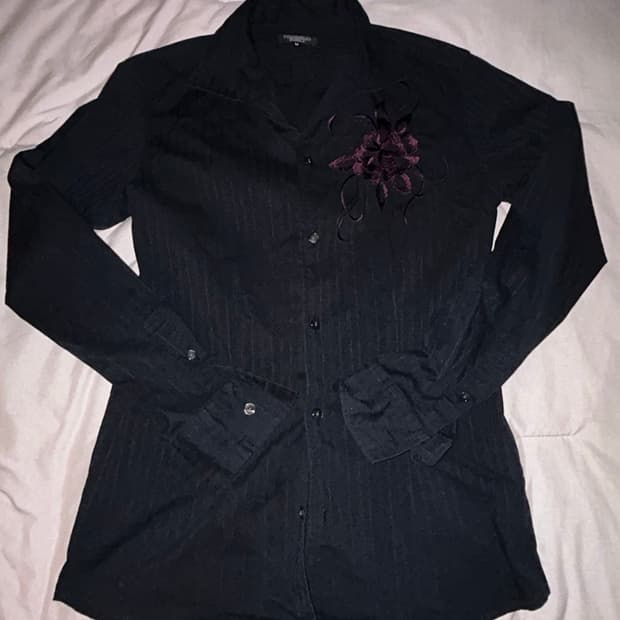 Tornado Mart 블랙 셔츠