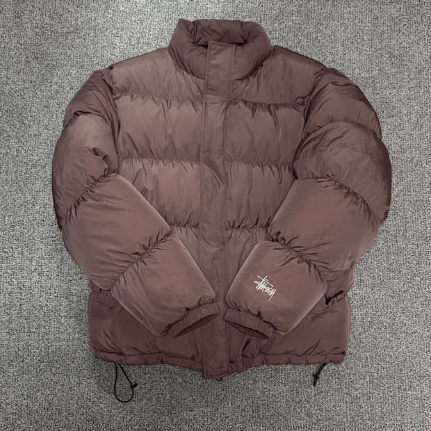 스투시 립스탑 다운 퍼퍼 자켓 로즈 22FW