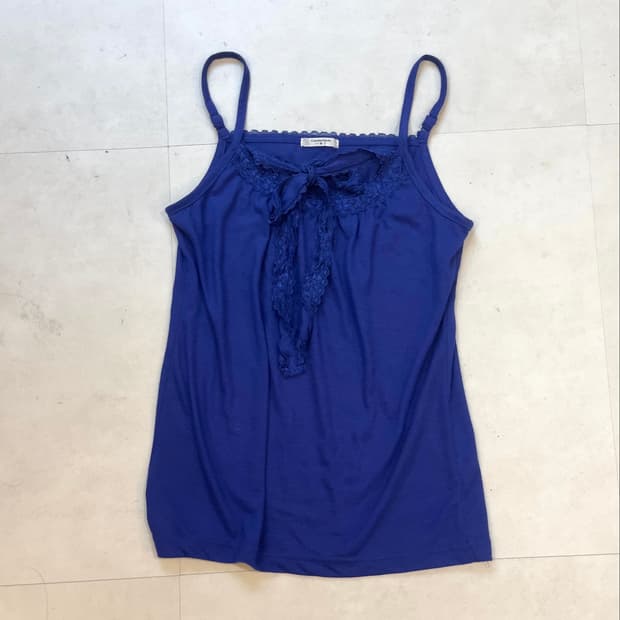 COMFORT BASIC_ ultramarine lace sleevele