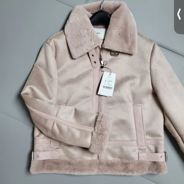 로엠 딸기우유 핑크 스웨이드 무스탕 자켓 L (9.9->2.5)