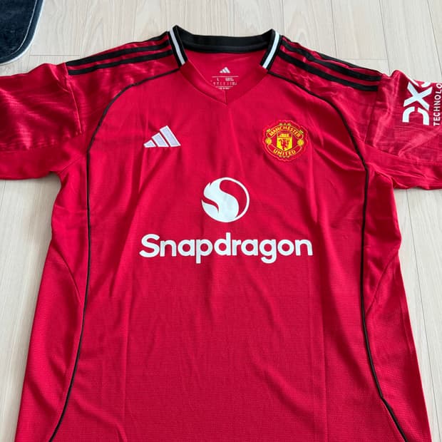 맨유 브루노 페르난데스 유니폼 최상급 레플리카 사이즈 L