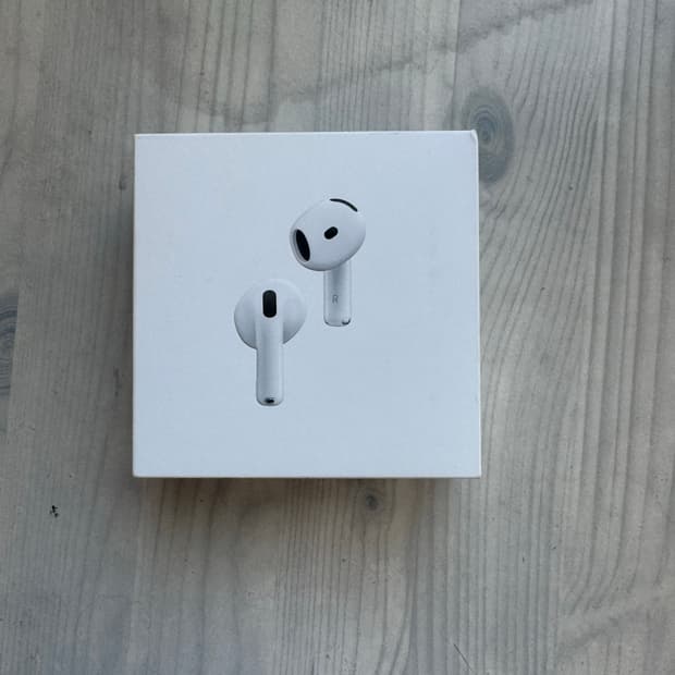 미개봉 에어팟 4세대 액티브 노이즈 캔슬링