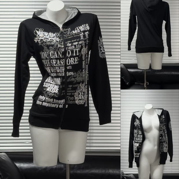 {BEAUMONT CARR} Typo Graphic Zip-up   - 