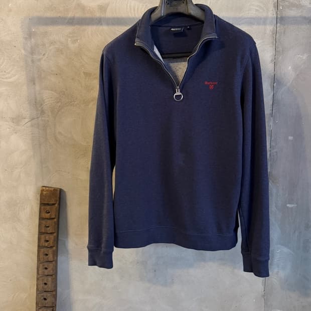 바버 쿼터짚 스웻 100