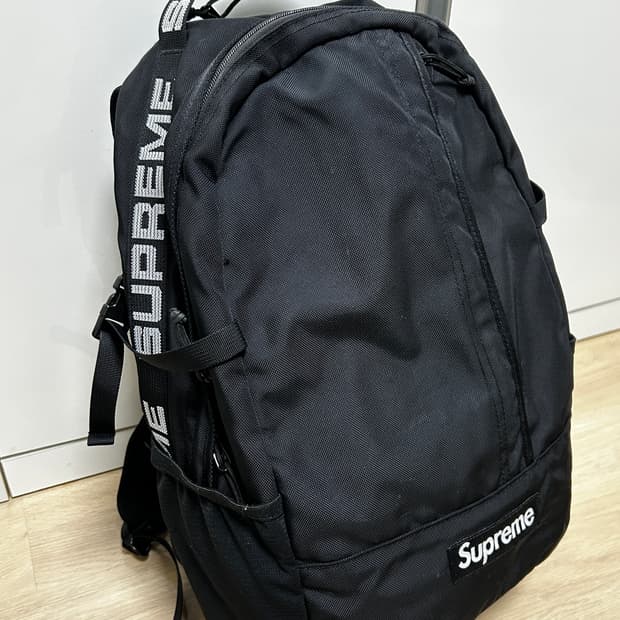 슈프림 18ss 백팩