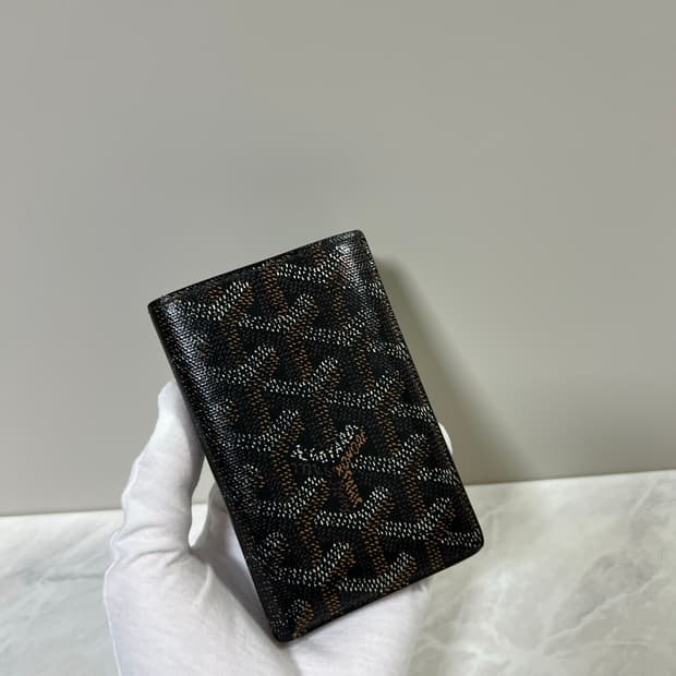 고야드 생피에르 지갑