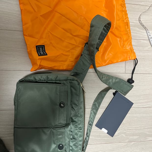 포터 가방 싸게 팔아요