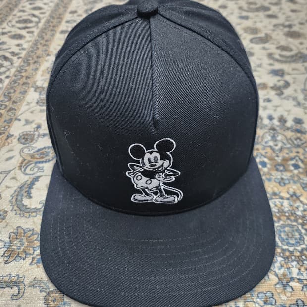 반스 X 디즈니 콜라보 미키마우스 스냅백