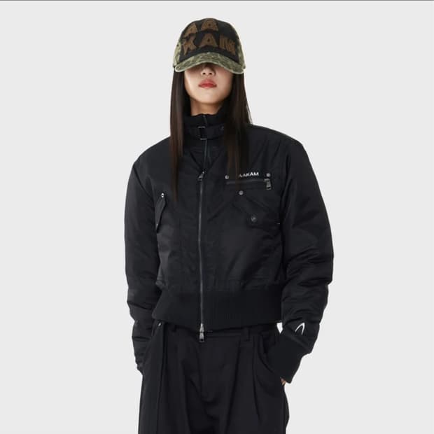 아캄 하이넥 봄버 자켓 점퍼