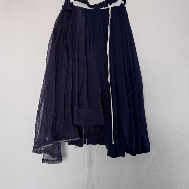 꼼데가르송 네이비 언발 레이어드 스커트