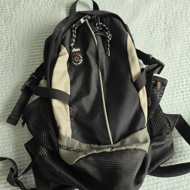 아식스 백팩 15L (2005년 제작)
