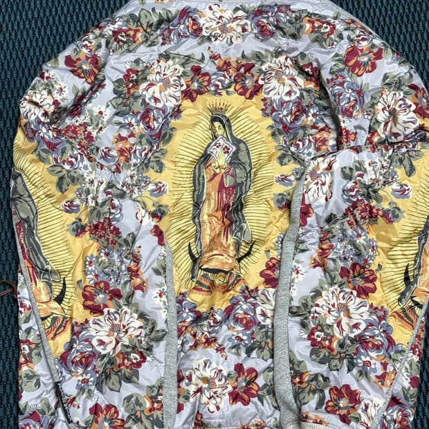 캐피탈 탑 플리스 비부악 빅 스웨트셔츠 패키쉬 마리아 그레이