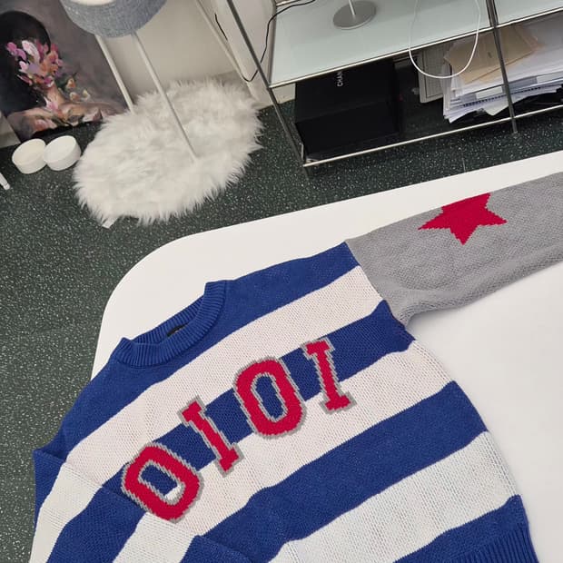 oioi 오아이오아이 스트라이프 니트