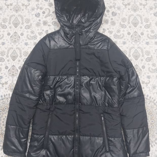 아디다스 블랙 후드 패딩 85