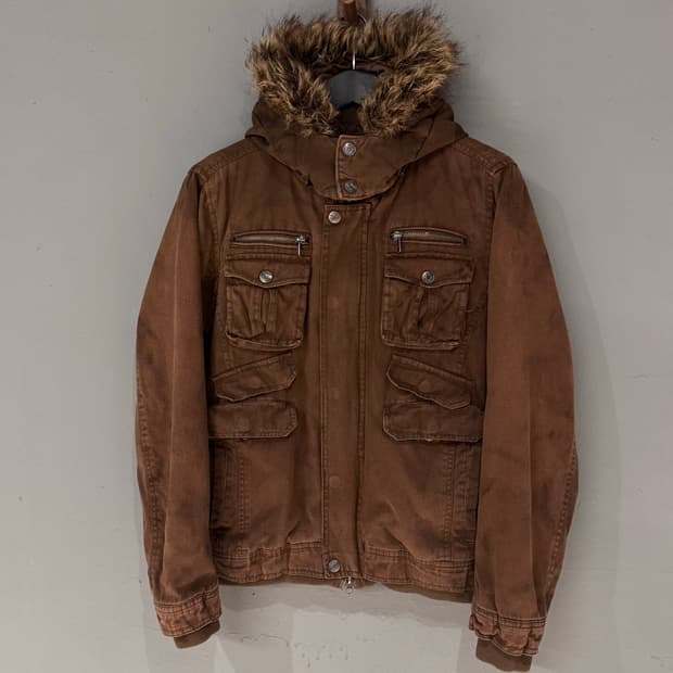 In The Attic 브라운 퍼 후드 자켓