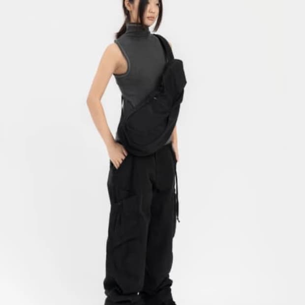 혜인서 하이넥 코튼 슬리브리스 그레이