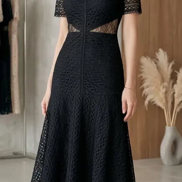 산드로 블랙 레이스 원피스 ~55