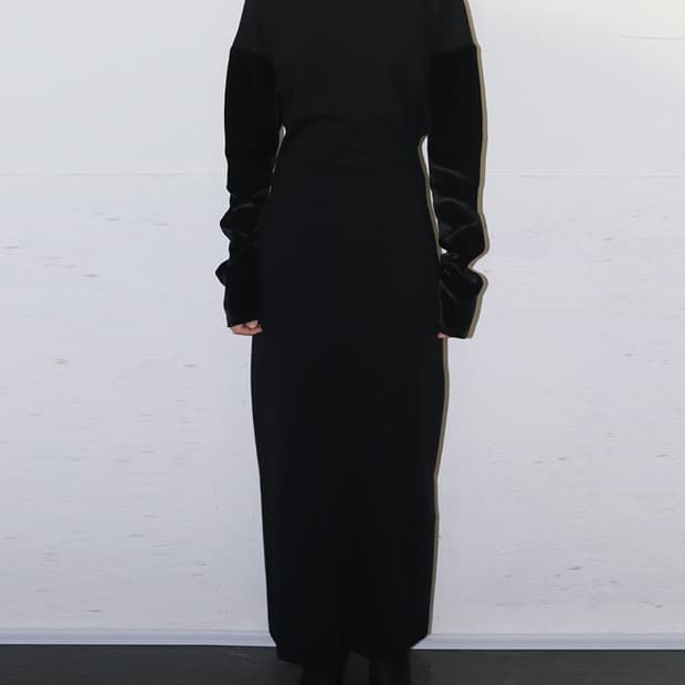 장 폴 고티에 벨벳 슬리브 롱 원피스