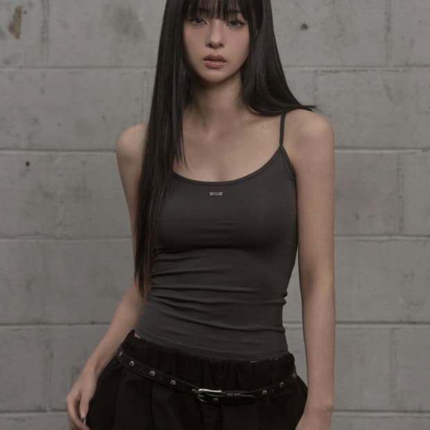 카키포인트 Muted Core Sleeveless 차콜