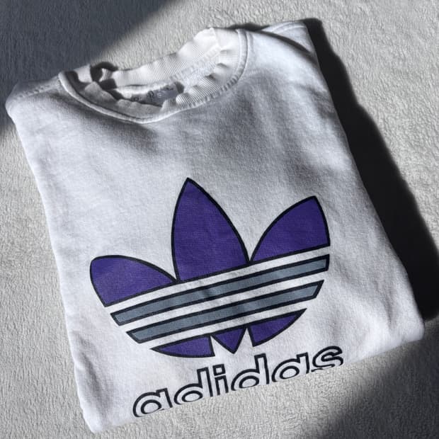 아디다스 오리지널스 빈티지 라인 스웻셔츠