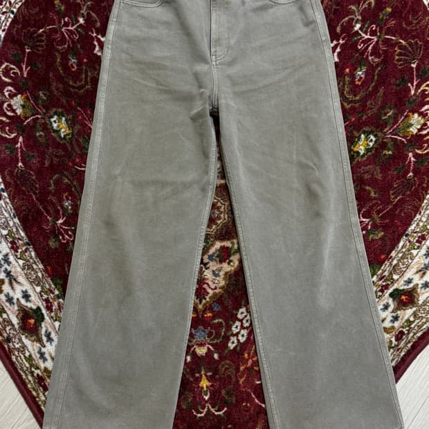 [L] 아모멘토 세미 와이드 부츠컷 데님