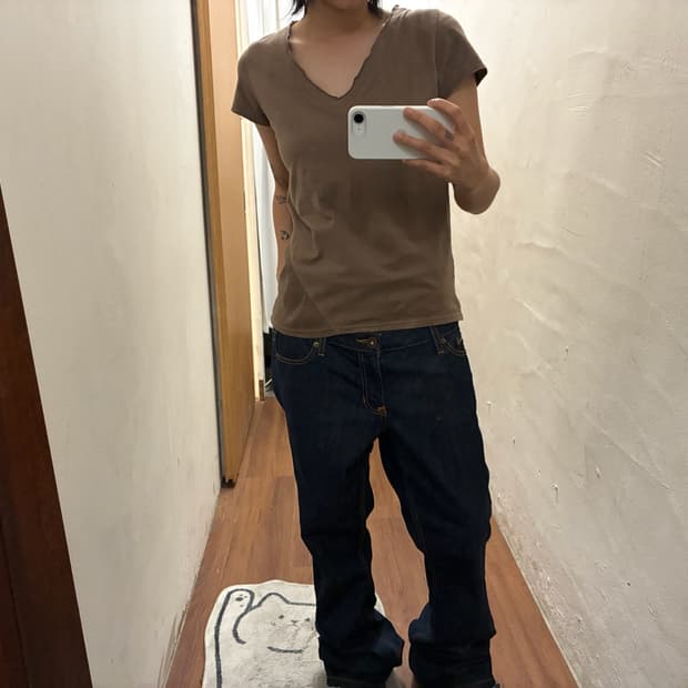 빈티지 브이넥 반팔 티셔츠 컷오프 디테일 브라운 k59