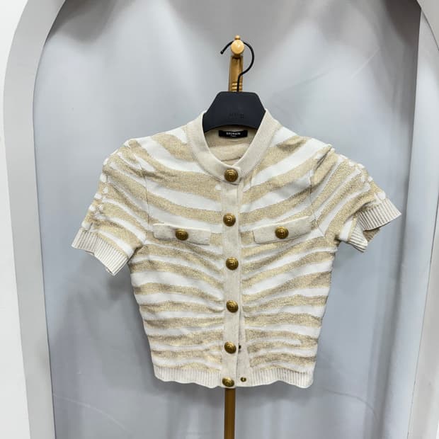 새상품급 백화점판 발망 반팔 지브라 니트 가디건 34사이즈 
