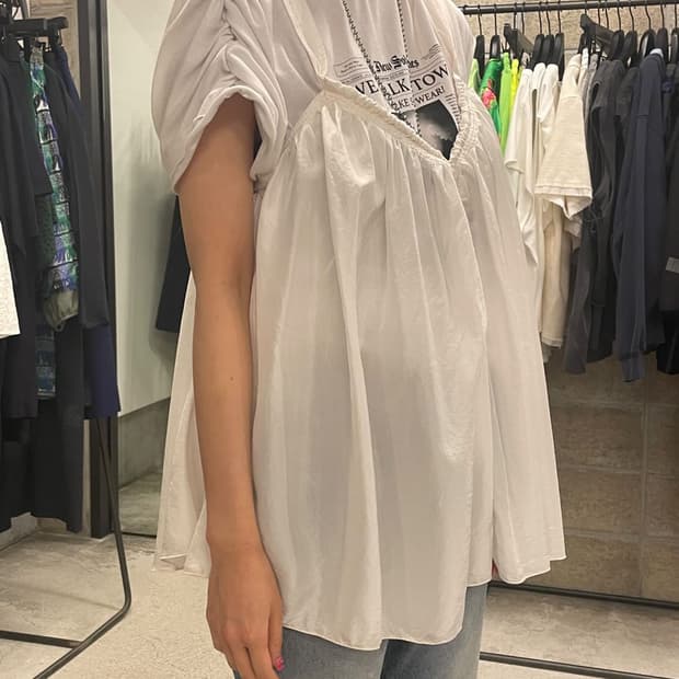 ForteForte 포르테포르테 셔링 슬리브리스 블라우스