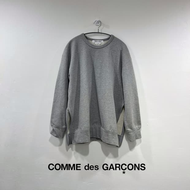꼼데가르송 스웨트셔츠
