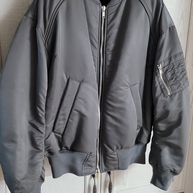 준지 / 22SS 블랙,그레이 리버서블 마원 / 46(105)