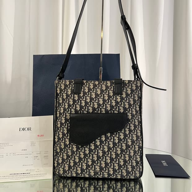 디올 오블리크 새들 토트백