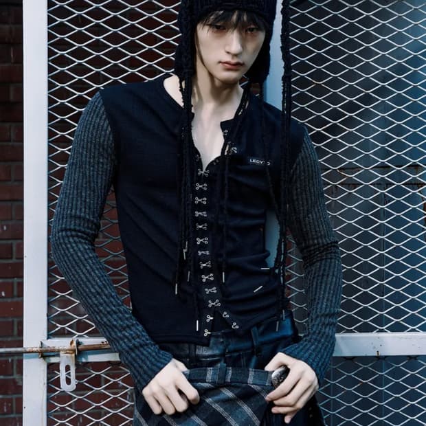 레씨토 후크 라인 슬림 티셔츠