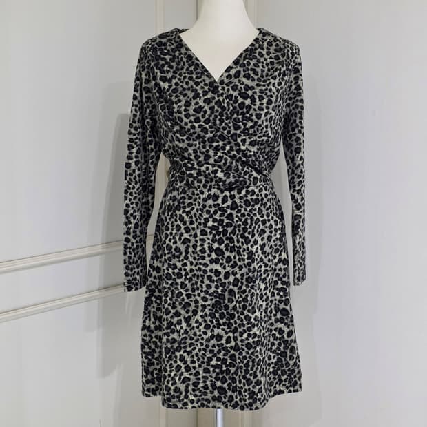 SUBI 빈티지)새상품 호피 레오파드 셔링랩 모직 원피스